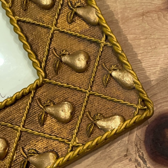 Fruit Garden Embossed gold scroll pear frame 3-1/2 x 3-1/2 - Picture 3 of 4